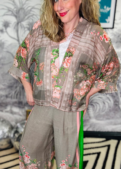 Neon Rose Beige Kimono