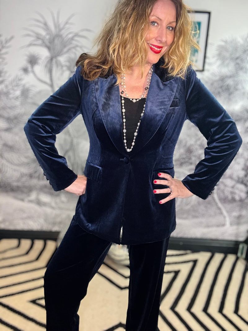 Ophelia Velvet Blazer in Navy