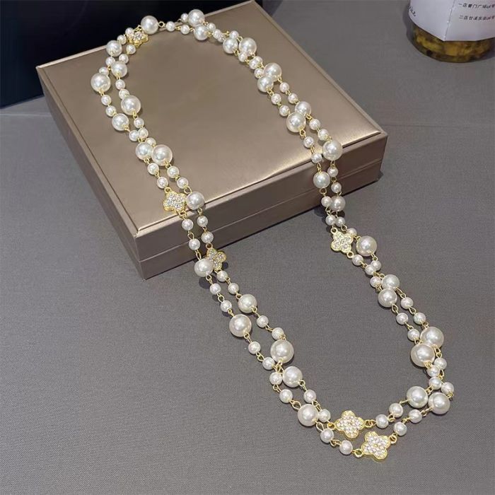 Pearl & Petal Long Necklace